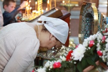 Пребывание ковчега с мощами св. благоверного князя Александра Невского в Спасо-Преображенском кафедральном соборе г. Хабаровска. 26 июня 2011г.